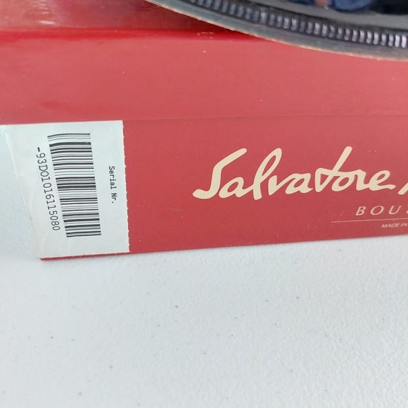 Salvatore FERRAGAMO Woman's Black Loafer Patten Learther Block Heal W/Box - Picture 15 of 16